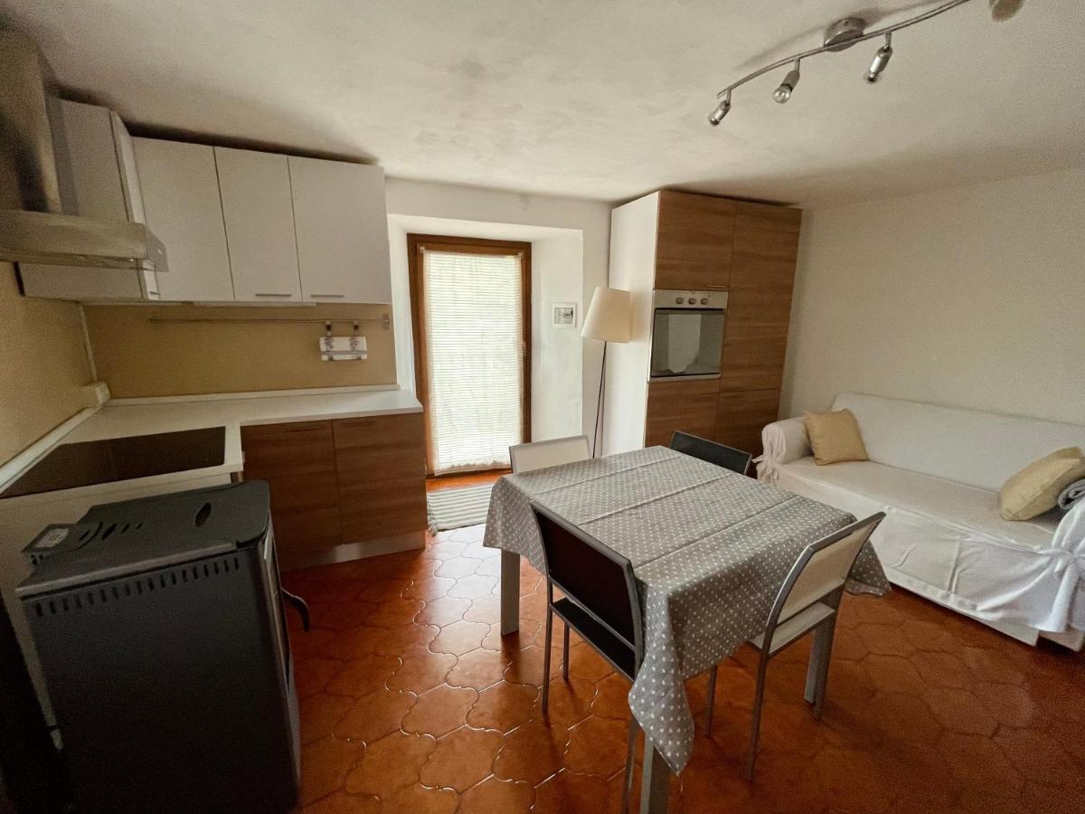 Maison Merlot Lägenhet Aosta Exteriör bild