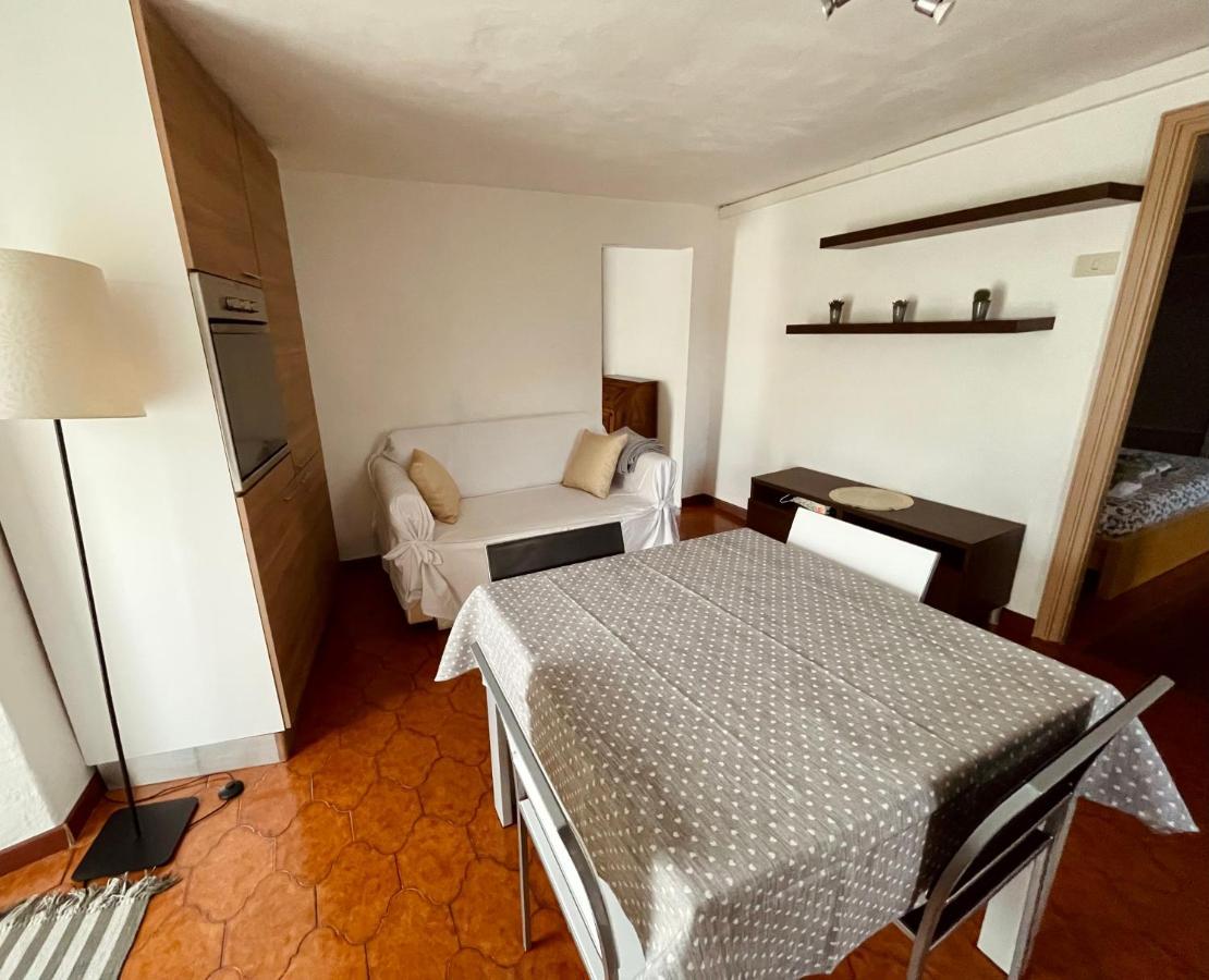 Maison Merlot Lägenhet Aosta Exteriör bild